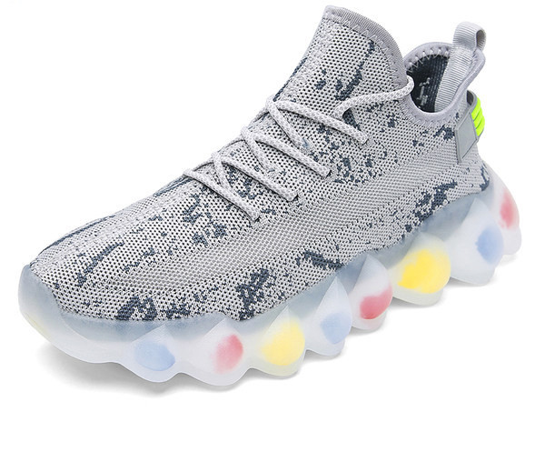 Kareda värvilise tallaga meeste tekstiilist tossud