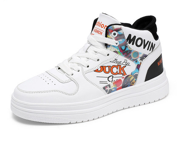 Meeste kõrged tossud värvilise aplikatsiooniga