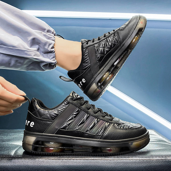 Novi model tenisica sa ravnim potplatom - za muškarce