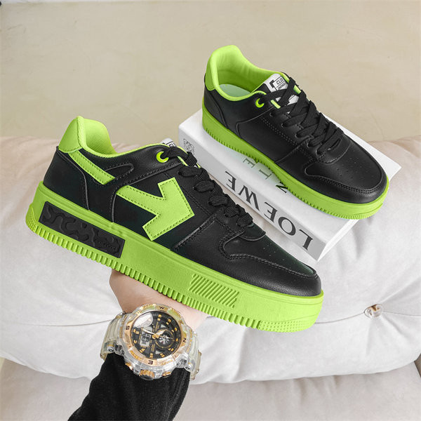 Нов модел мъжки кожени кецове с равна подметка