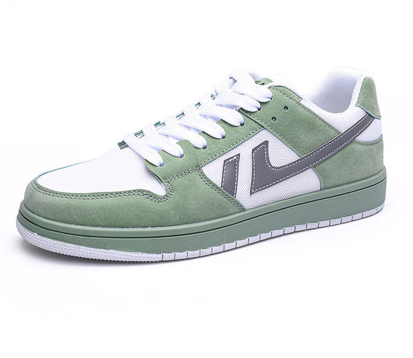 Мъжки кецове в три цвята и равна подметка 