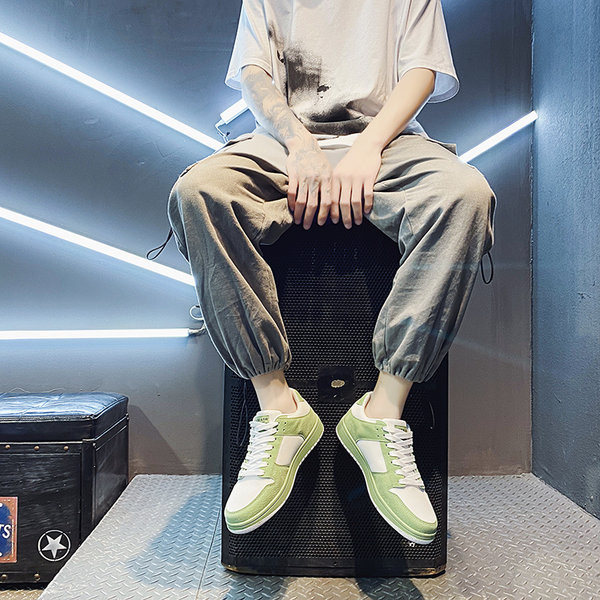 Мъжки кецове в три цвята и равна подметка 