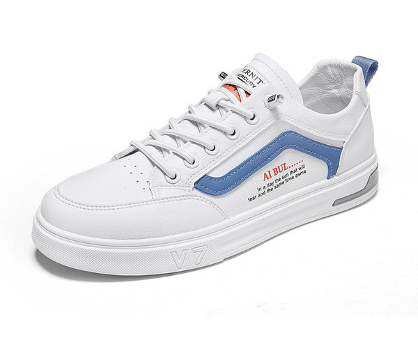 Спортни мъжки обувки от изкуствена кожа -бял цвят