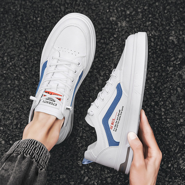 Спортни мъжки обувки от изкуствена кожа -бял цвят