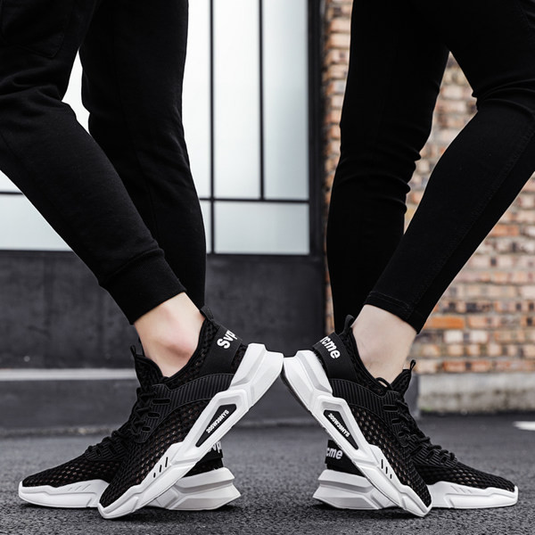 Sporditossud kirja ja lipsudega