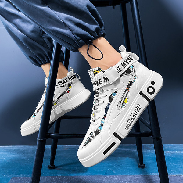 Meeste värvilised kõrged tossud ökonahast tikitud kirjaga