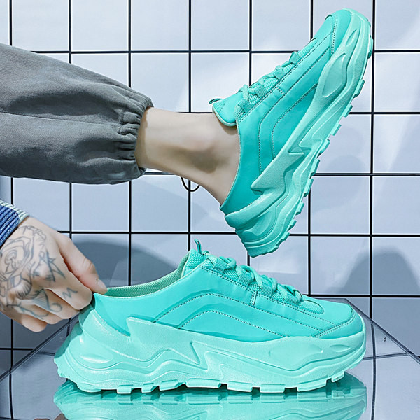 Мъжки маратонки  в три цвята и груба подметка 