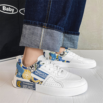 Мъжки модерни кецове с апликации