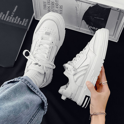 Ανδρικά sneakers από τεχνητό δέρμα με κορδόνια