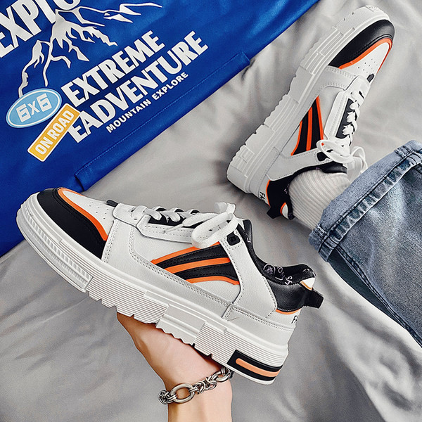 Meeste kunstnahast paeltega tossud