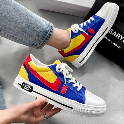 Цветни мъжки кецове с равна подметка