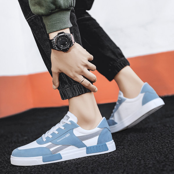 Мъжки кецове с равна подметка и връзки - два цвята