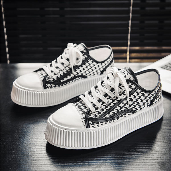 Ανδρικά sneakers από καρό ύφασμα