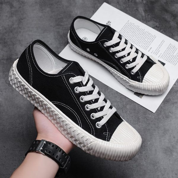 Lameda talla ja paeltega meeste tekstiilist tossud uus mudel