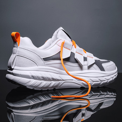 Мъжи кожени кецове с емблема 