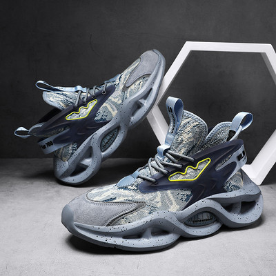 Текстилни сникърси с груба подметка