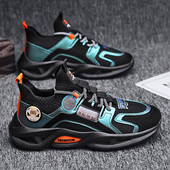 Uus embleemidega sporditossude mudel - kolme värvi meestele