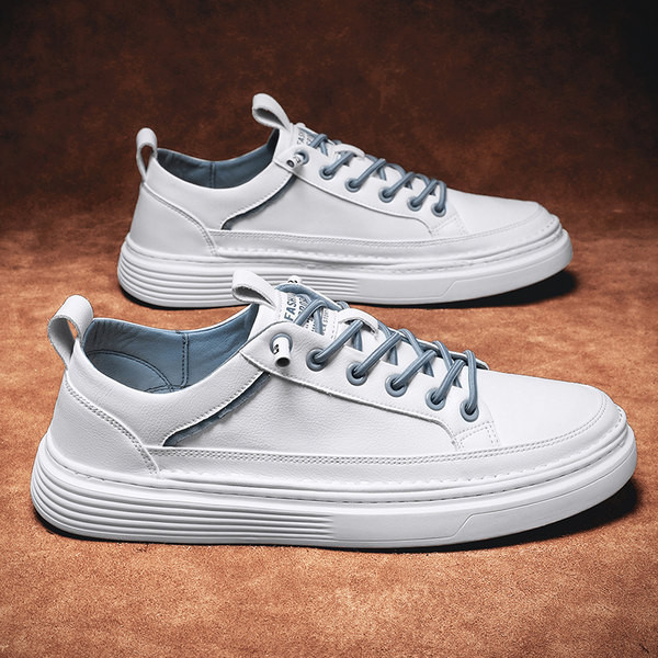 Dnevno čiste tenisice s ravnim potplatom