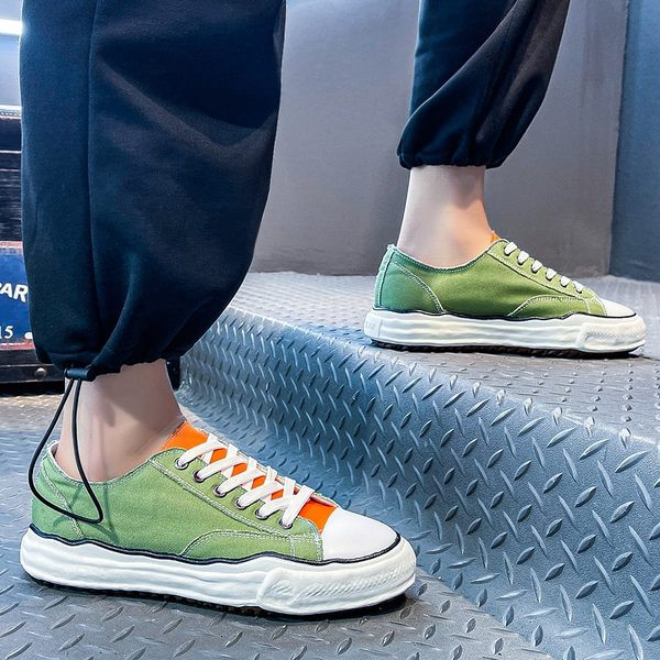 Vabaaja meeste lõuendist tossud lipsudega - kolme värvi