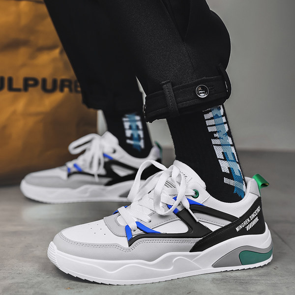 Мъжки маратонки с равна подметка - два цвята 