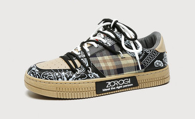 Мъжки ежедневни кецове с апликация и равна подметка 