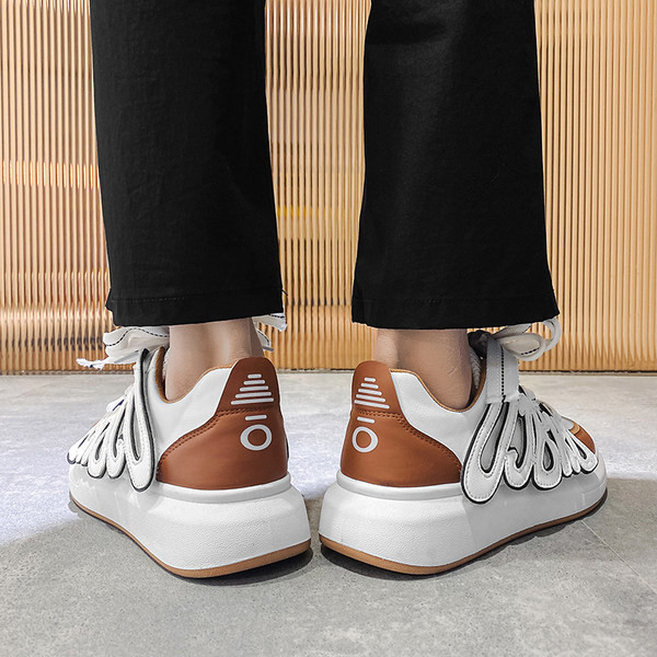 Lameda tallaga meeste sportlikud nahast tossud