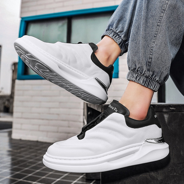 Нов модел мъжки маратонки от еко кожа -три цвята