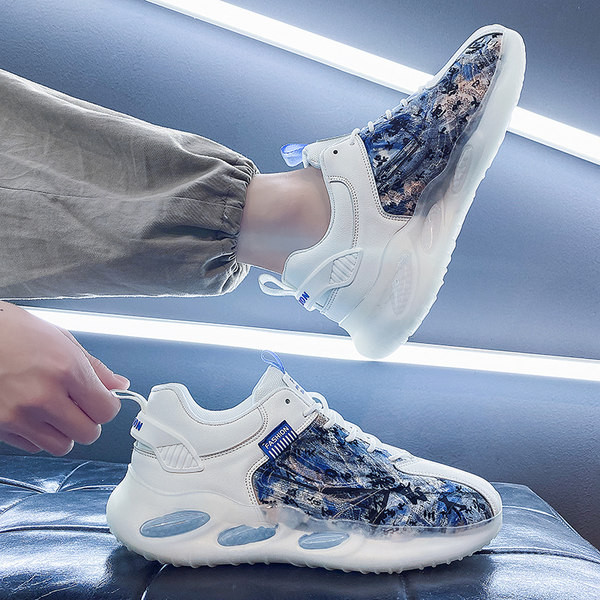 Kolmes värvitoonis silikoontallaga meeste tossud