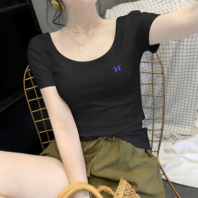 Moteriški marškinėliai su O formos iškirpte ir aplikacijomis