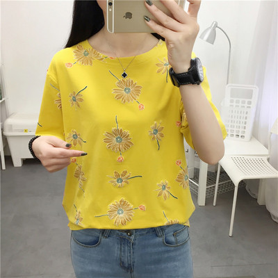 Ежедневна тениска с обло деколте