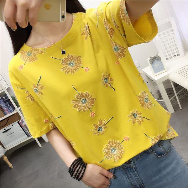 Ежедневна тениска с обло деколте