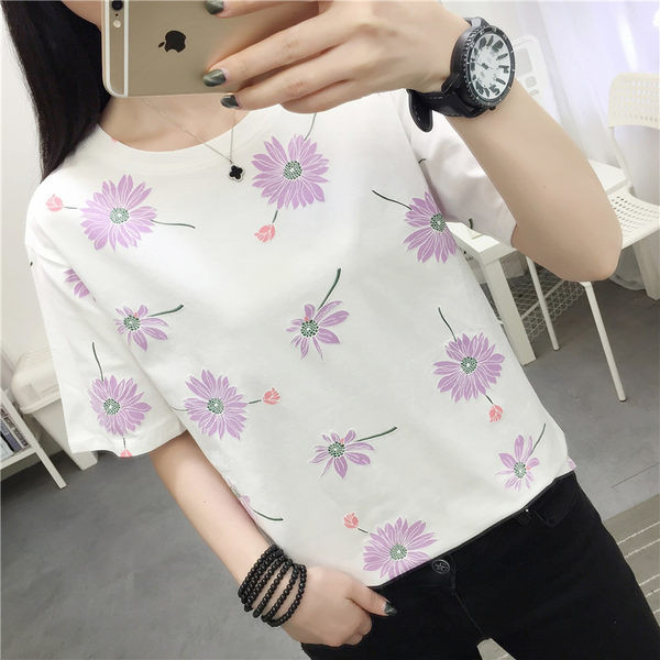 Ежедневна тениска с обло деколте