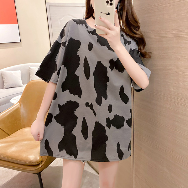 Широка лятна тениска с животински принт