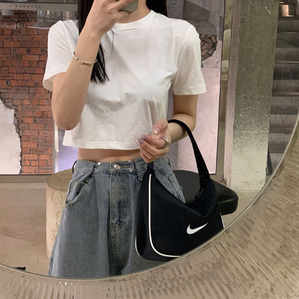 Къса памучна тениска с къс ръкав - свободна кройка