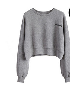 Къса пролетна блуза с дълъг ръкав и надпис