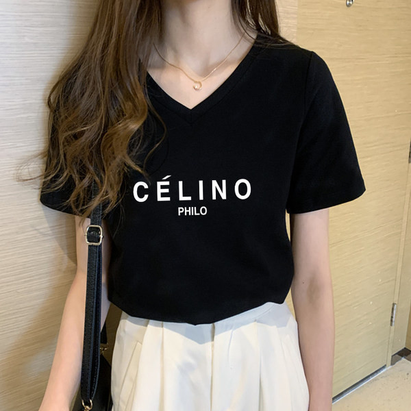 Ежедневна дамска блуза с шпиц деколте и надпис