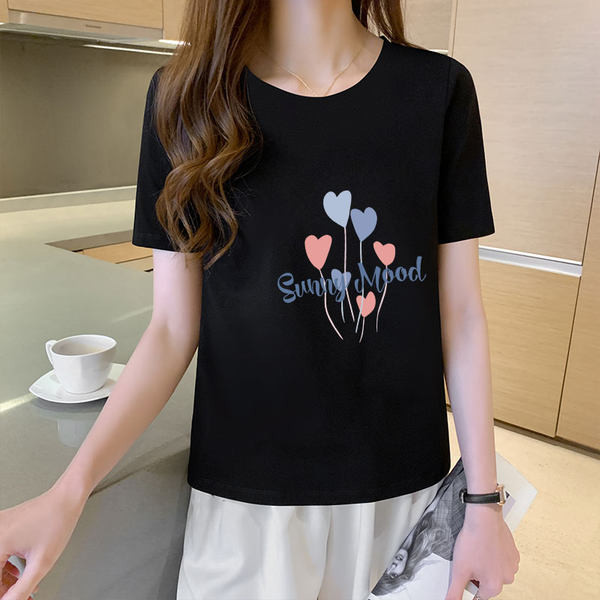 Ежедневна дамска тениска с къс ръкав и цветна щампа