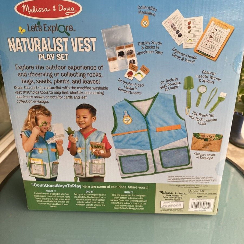 Детски градинарски костюм и комплект аксесоари 