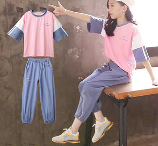 Детски комплект - тениска с къс ръкав и дълъг панталон