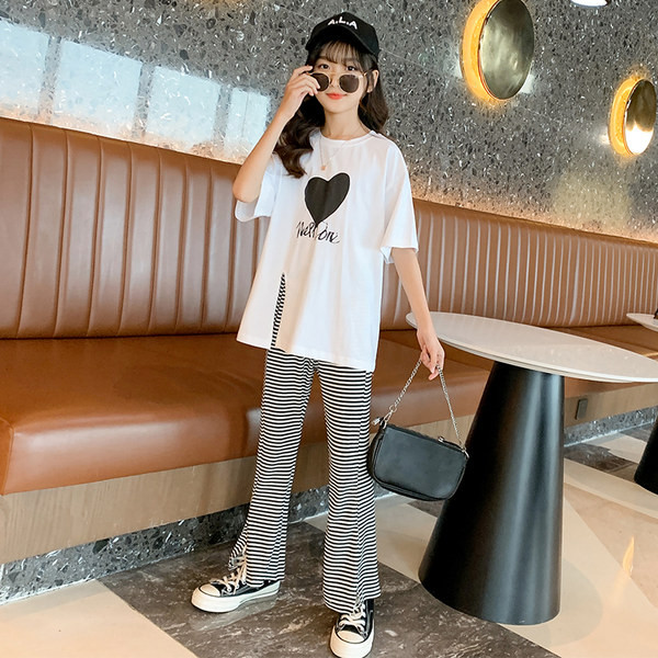 Детски ежедневен комплект в черно бял цвят 