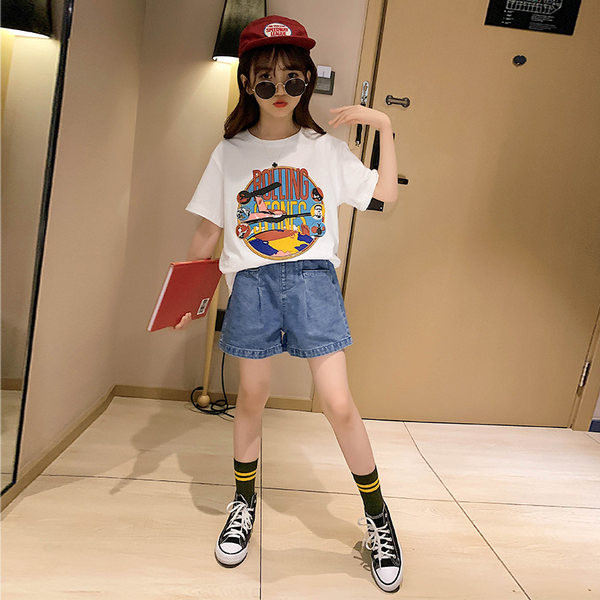 Детски комплект - тениска и къси дънки за момичета