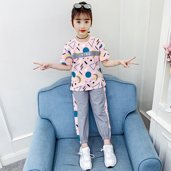 Спортно-ежедневен сет за момичета тениска къс ръкав и долнище с кант