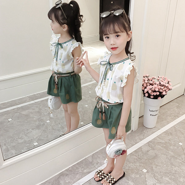 Летен сет за момичета риза с къдри и къс широк панталон
