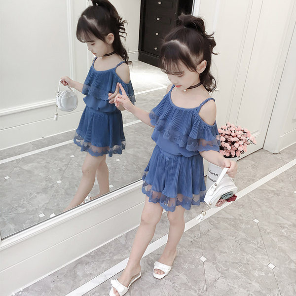 Модерен детски комплект за момичета от блуза и къси панталони