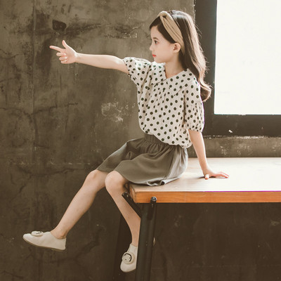 Нов модел детски комплект от риза на точки и къси панталони