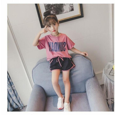 Ежедневен комплект - тениска и къс панталон за момичета