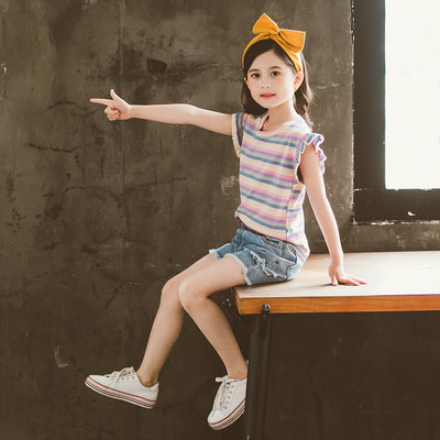 Ежедневен детски комплект за момичета -раирана блуза и къси дънки