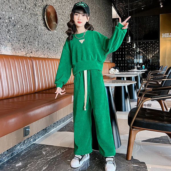 Спортен детски комплект - дълъг панталон и блуза