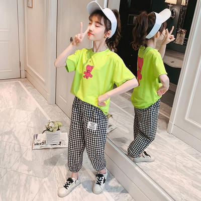 Детски комплект от две части тениска и долнище с ластик на крачолите