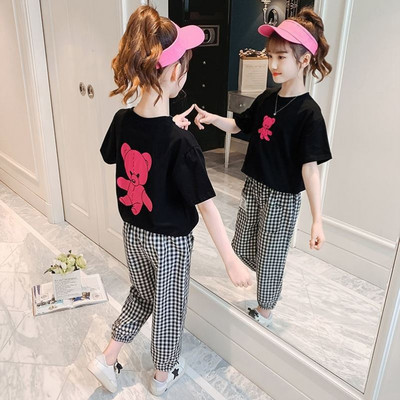 Детски комплект от две части тениска и долнище с ластик на крачолите